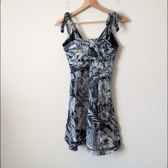 Agua Bendita Blue Floral Mini Dress Small Viscose Sierra Helios $200 Vacation - Picture 12 of 13